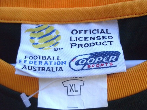 NWOT Official XL AUSTRALIAN SOCCEROOS JERSEY Collectable SPORTS Shirt Man Cave - Foto 5 di 9