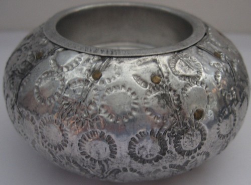 Hammered Silver Votive Holder Small Round Etched Made in India New - Picture 5 of 5