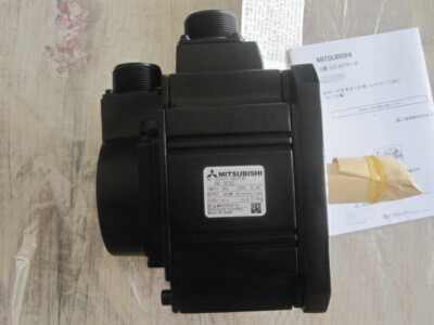 NEW MITSUBISHI AC SERVO MOTOR HC-SF52 HCSF52