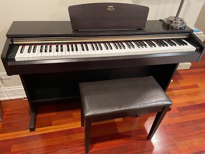 Yamaha Arius YDP-161 Electric Piano