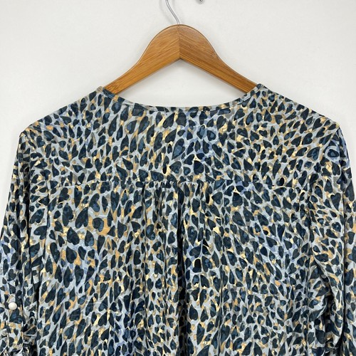 Notations Blouse Women's Size 1X Blue Cheetah Print 3/4 Sleeve Length - Picture 7 of 9