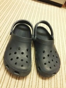 ladies crocs size 5