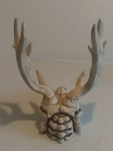 New in box Retro Resin Faux Deer Skull and Antlers realistic Cool - Picture 2 of 6