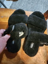UGG Fuzzita Black Shearling Fur Slide Slippers Open Toe Buckle Women 9