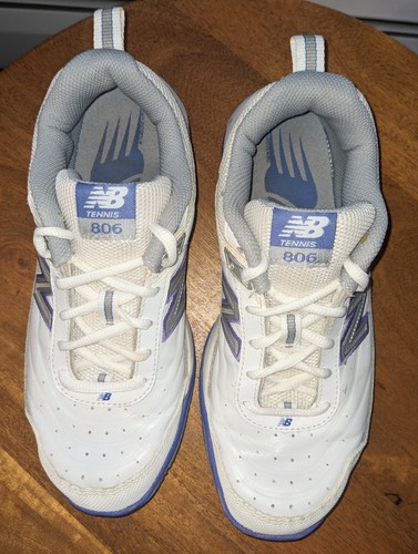 New Balance 806 Damen 7,5 B Wide Fit Tennis Pickleball Schuh Leder WC806W - Bild 5 von 18