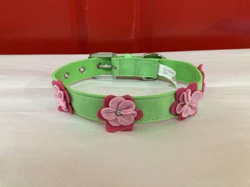 Martha Stewart Pets Felt Pink Flowers Green Dog Collar 16-20” Never Used