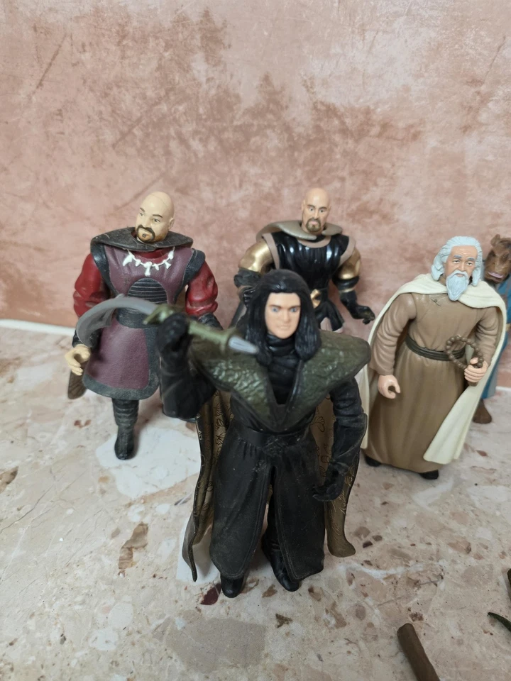 Lote de 9 figuras de acción de colección Guerreros de la Virtud armas canguro ninjas Komodo Foto 2 de 4