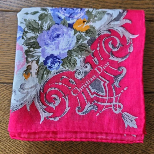 Mouchoir Christian Dior coton 48 cm 18" carré fleur rose