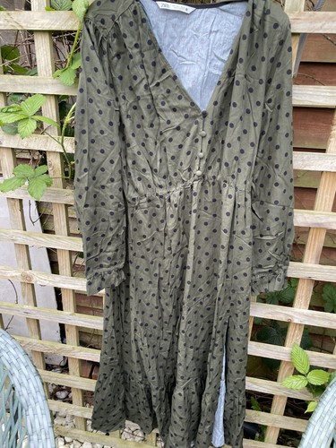 Zara Verde Nero Pois Midi Vestito CONTADINA Blogger preferita Taglia L  Loose | eBay