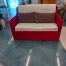 Produzione artigianale divano prontoletto completo di braccioli imbottiti