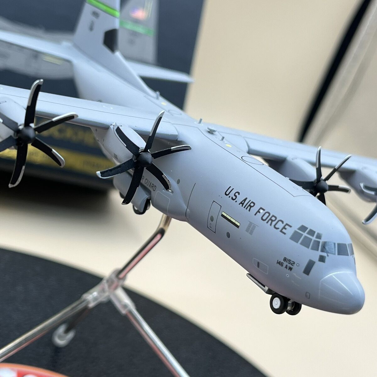Gemini 1/200 U.S. AIR FORCE Lockheed C-130J CA ANG Channel Gemini 1/200 U.S. AIR FORCE Lockheed C-130J CA ANG Channel