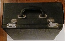 1940's Vintage Royal Portable Manual Typewriter With Original Case - Black thumbnail