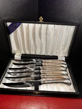 6 William Adams Sheffield Stainless Steel Olde English Pistol Grip Steak Knives