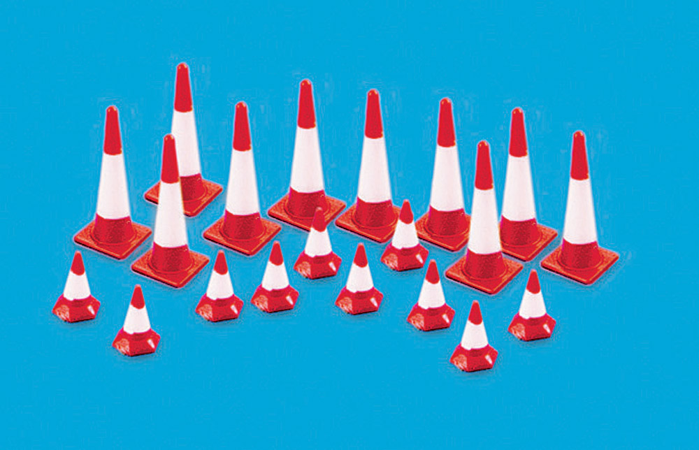 Modelscene 5008 Traffic Cones (large & small) OO Gauge