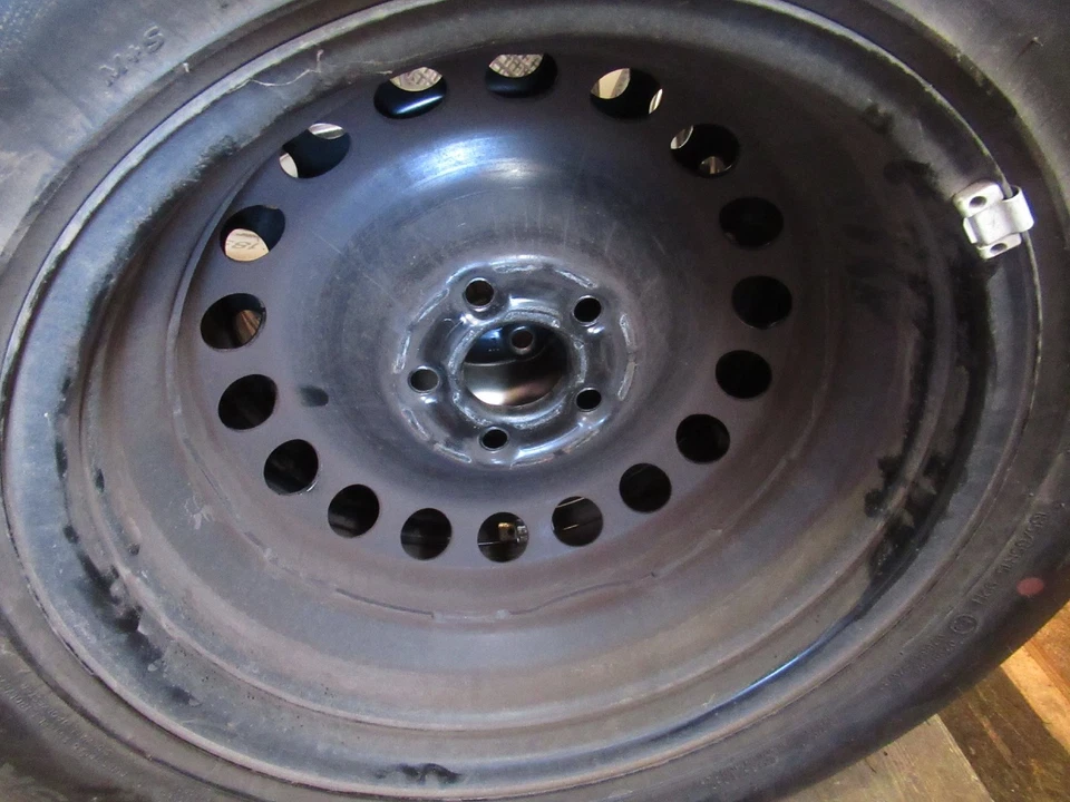 7mm! Winterräder VW Polo 2G Audi A1 Seat Ibiza 6F  185/65 R15 5,5Jx15 ET40 5x100 - Bild 3 von 4
