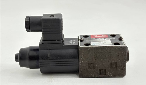 Danfoss 160L8004 Solenoid-Operated Directional Control Valve MD1D-TA/59N-D/DMS - Picture 3 of 7