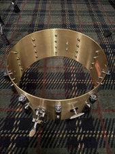 Gretsch G4169BBR USA Custom Bell Brass 6.5x14 “ 20-Lug Snare Drum 