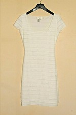 Dress. Bodycon. StudioM. XS. White. Short sleeves. Knee length. Round neck.