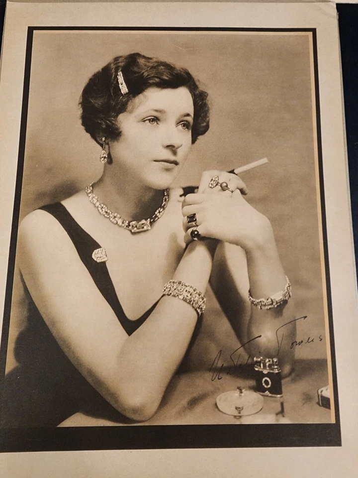 Foto original de CBS Girl Natalie Towers $1,000,000 FOTO JOYA CBS Foto 2 de 4