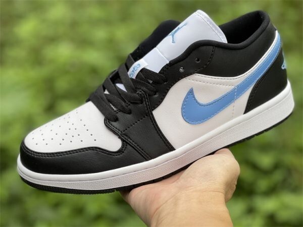 シューズ(女性用) Nike Air Jordan 1 Low True Blue 楽天市場】JORDAN 1 LOW TRUE BLUE（靴サイズ（cm）23.5）の通販