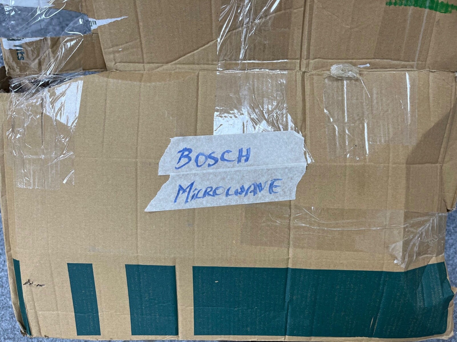 Bosch HMT75M421B Serie 2 Freestanding 800W Microwave Oven, 17 litre