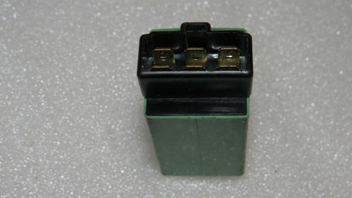 Mazda 626 - Módulo relé / BLOQUEO PUERTA RELÉ / GA5R67830 DC12V IMASEN / Verde - Imagen 2 de 3