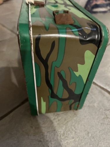 Rambo metal lunchbox, Flawed On Sides, No Handle, Preowned, See Pics - Picture 5 of 10