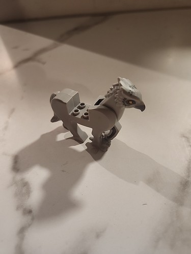 LEGO Harry Potter Minifigura Buckbeak Hipogrifo Animal Criatura sin Alas - Imagen 4 de 12