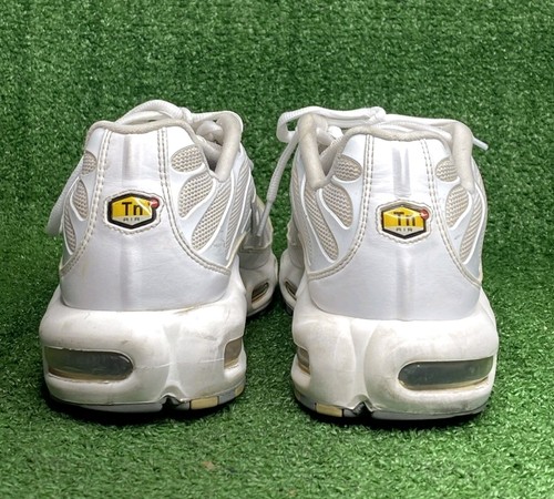 Men’s Size 11.5 Nike Air Max Plus Casual Running Shoe Triple White 604133-139 - Picture 7 of 8