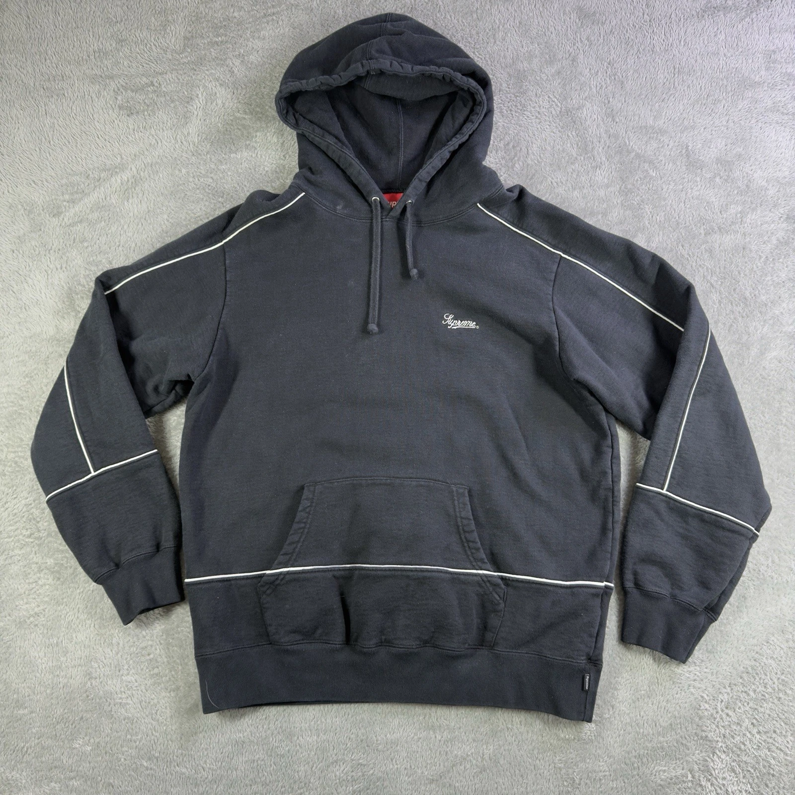 Sweat Supreme homme grand noir à capuche streetwear Y2K brodé sweat