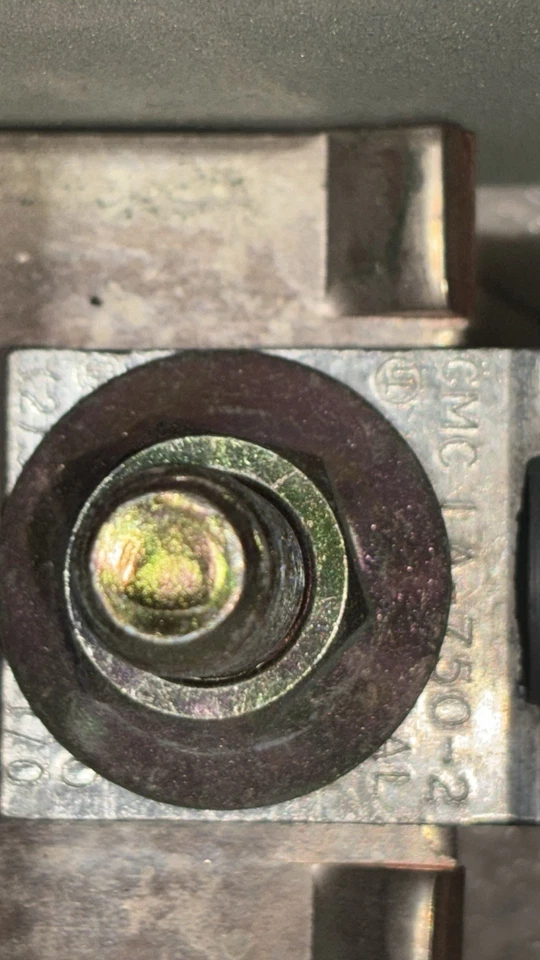 SquareD NQ Panel: 400 AMP main lugs  fully loaded  42 brand new breakers - Image 4 of 4