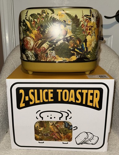NEW In Box Hazel Quinn X Eduardo Recife Collaboration 2-Slice Retro Toaster.