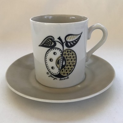 Vintage Georges Briard Forbidden Fruit - Apple - Coffee Tea Flat Cup and Saucer