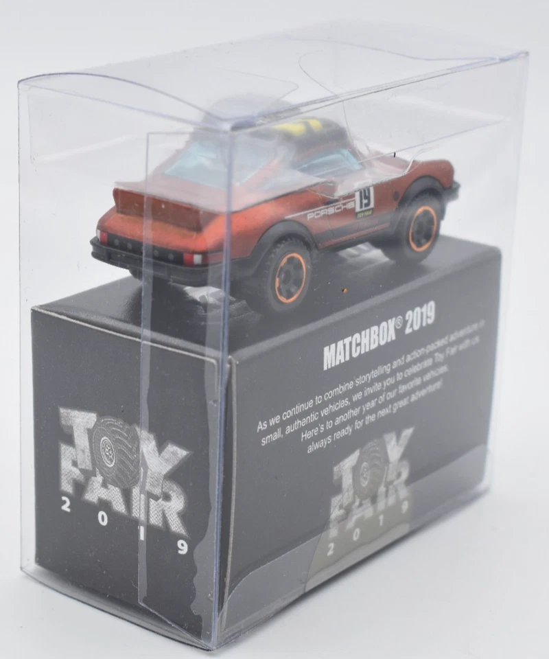 Matchbox Superfast 1985 Porsche 911 Rally bronze brown. 2019 Toy Fair. Box - Image 2 of 3