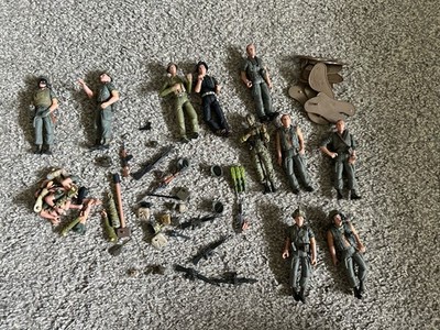 21st Century Toys Ultimate Soldier 1/18 Figure Lot US/VC Vietnam War Huey Pilots