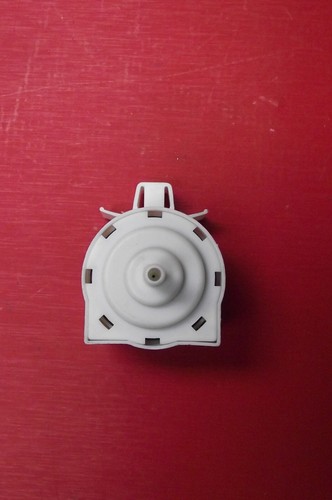 Waschmaschine BUSH WMNB1012EW Schalter Druck