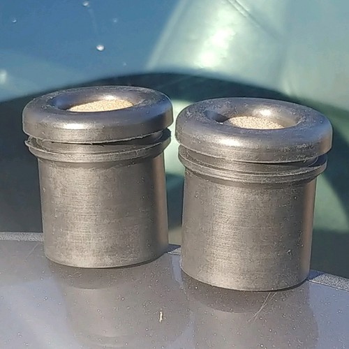 Rubber Valve Cover Baffles Aluminum Covers / PushIn 3/4" ID PCV