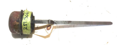 USED ENGINE OIL DIPSTICK & CAP FOR IH CUB & CUB LO BOY TRACTORS 251362R92