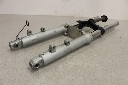 Repose pieds avant droit SUZUKI GSX-R 750 2006-2007