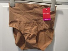 SPANX EVERYDAY SHAPING BRIEF PANTIES IN NAKED 3.0 SIZE MEDIUM NEW