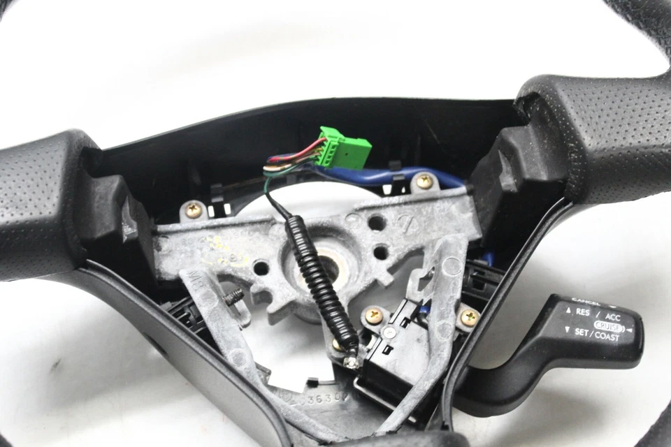 Volante aerodinámico SAAB 9-2X 2005-2006 3 radios P5499 Foto 2 de 4