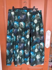 Cotswold Collection Women’s Blue Floral Skirt Size 20 VGC