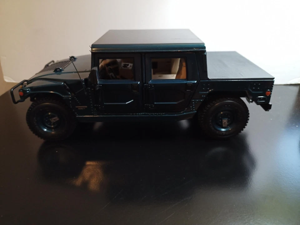 1/18 USADO HUMMER H1 TAPA DURA VERDE OSCURO MAISTO SIN CAJA Foto 4 de 4