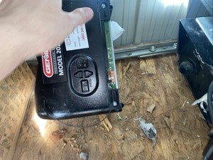 Genie 2028-2tx Chain Drive/belt Drive