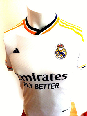 Fußball : Fantrikot  REAL MADRID ''Bellingham''  Gr. 164