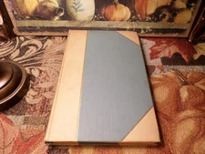 Alice's Adventures in Wonderland and Through the Looking-Glass - Lewis Carroll