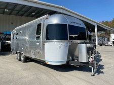 2024 Airstream Flying Cloud 25FB