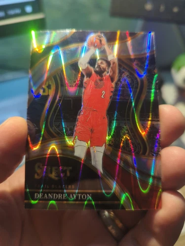 2023-24 Select DeAndre Ayton Courtside Tectonic Prizm Trail Blazers