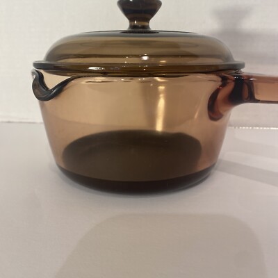 Pyrex Visions® Corning® 1 Liter Sauce Pot with Spout & Lid
