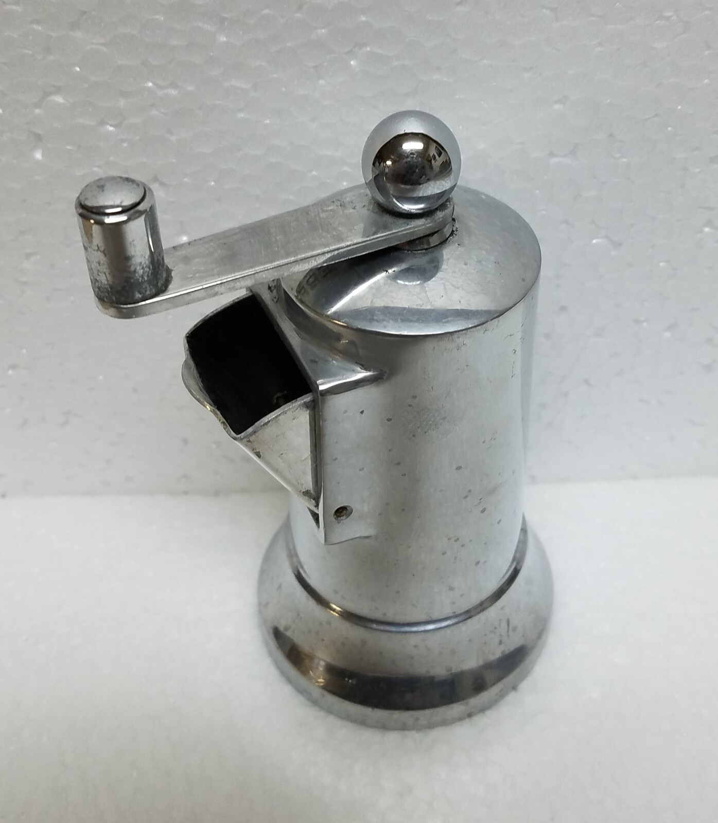 324 VINTAGE PERFEX SPICE, SALT OR PEPPER MILL GRINDER made in FRANCE